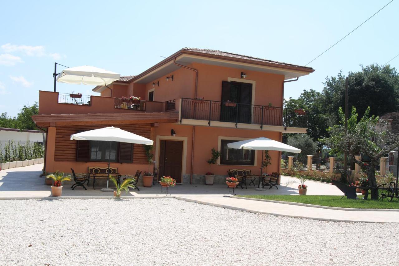 Azienda Agrituristica La Tenuta Del Falco Piedimonte San Germano Екстериор снимка