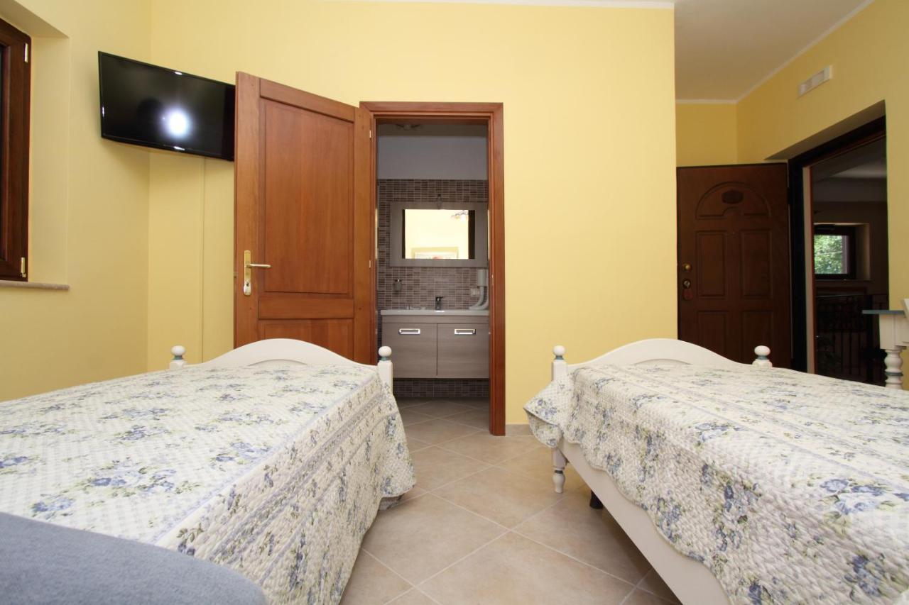 Azienda Agrituristica La Tenuta Del Falco Piedimonte San Germano Екстериор снимка